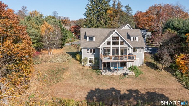54 Indian Trail, Brookfield, CT 06804