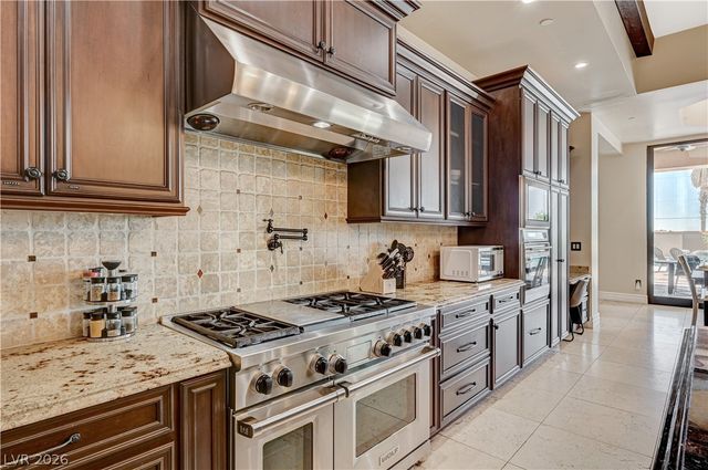 6160 El Camino Road, Las Vegas, NV 89118