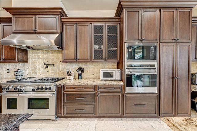 6160 El Camino Road, Las Vegas, NV 89118