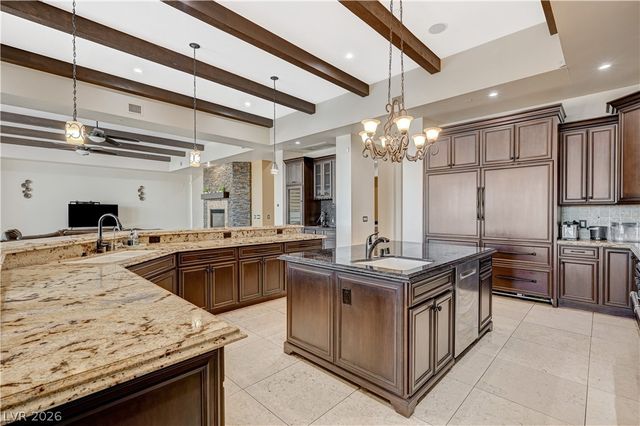 6160 El Camino Road, Las Vegas, NV 89118