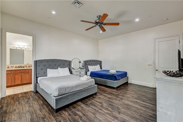 6160 El Camino Road, Las Vegas, NV 89118