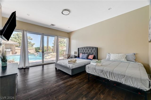 6160 El Camino Road, Las Vegas, NV 89118