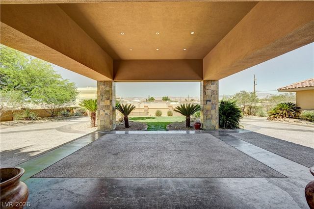 6160 El Camino Road, Las Vegas, NV 89118