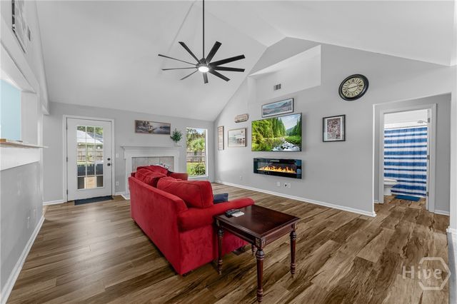 213 Fish Hawk Lane, Savannah, GA 31410