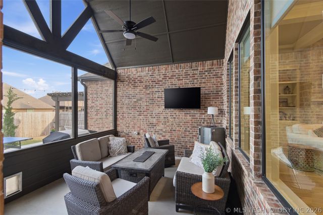 4299 S 173rd Avenue E, Tulsa, OK 74134