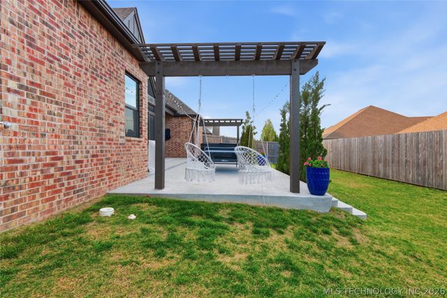 4299 S 173rd Avenue E, Tulsa, OK 74134