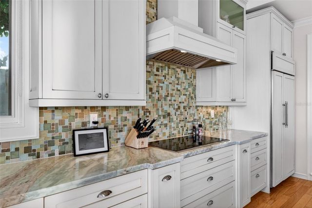 7152 POINT OF ROCKS CIRCLE, Sarasota, FL 34242