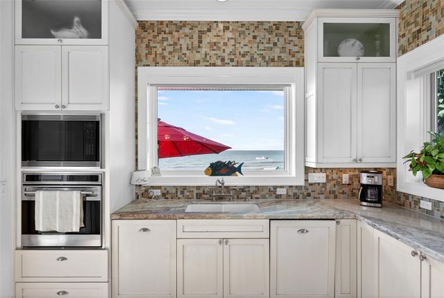 7152 POINT OF ROCKS CIRCLE, Sarasota, FL 34242