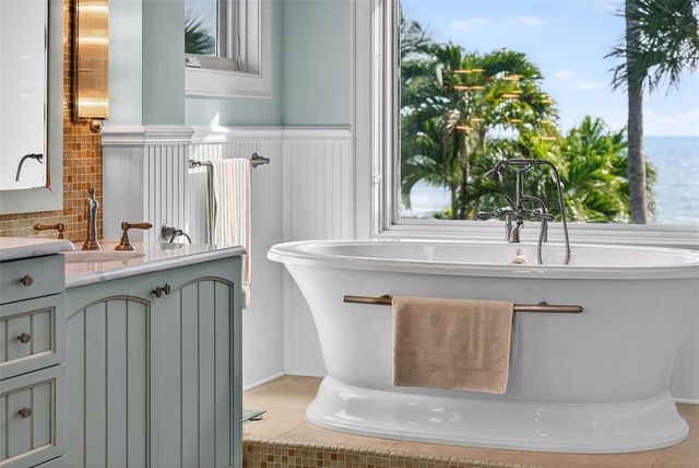 7152 POINT OF ROCKS CIRCLE, Sarasota, FL 34242