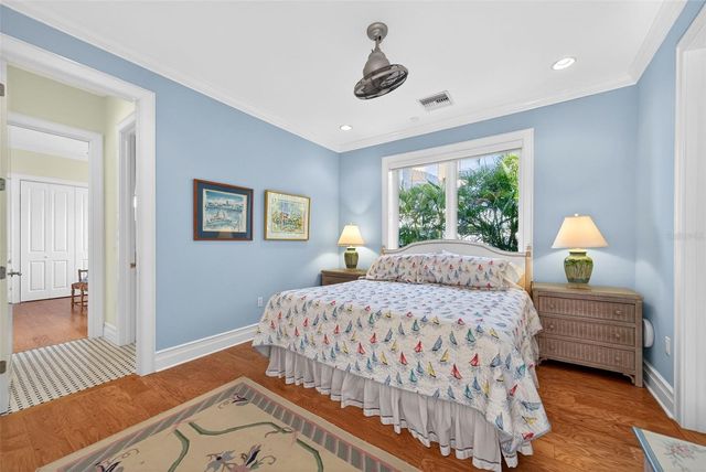 7152 POINT OF ROCKS CIRCLE, Sarasota, FL 34242