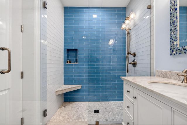 7152 POINT OF ROCKS CIRCLE, Sarasota, FL 34242