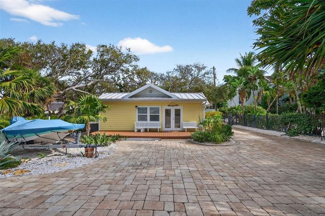 7152 POINT OF ROCKS CIRCLE, Sarasota, FL 34242