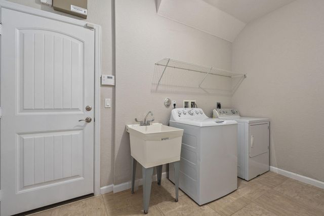 505 NW Windflower Terrace, Jensen Beach, FL 34957