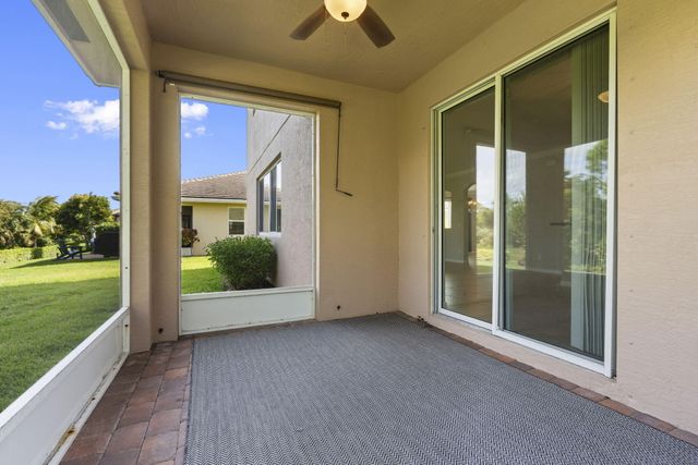 505 NW Windflower Terrace, Jensen Beach, FL 34957