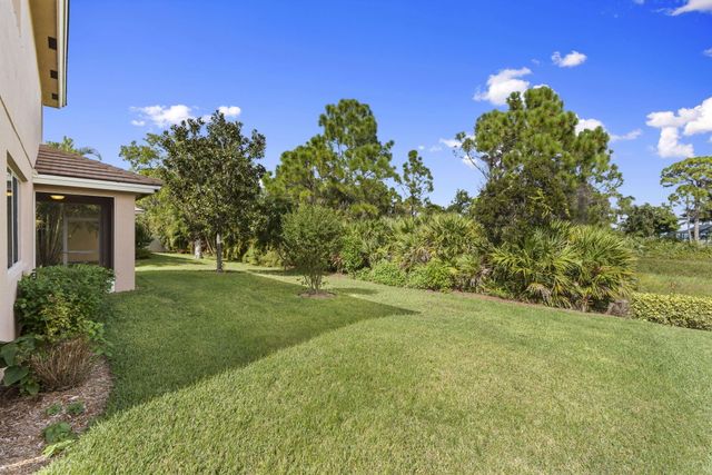 505 NW Windflower Terrace, Jensen Beach, FL 34957