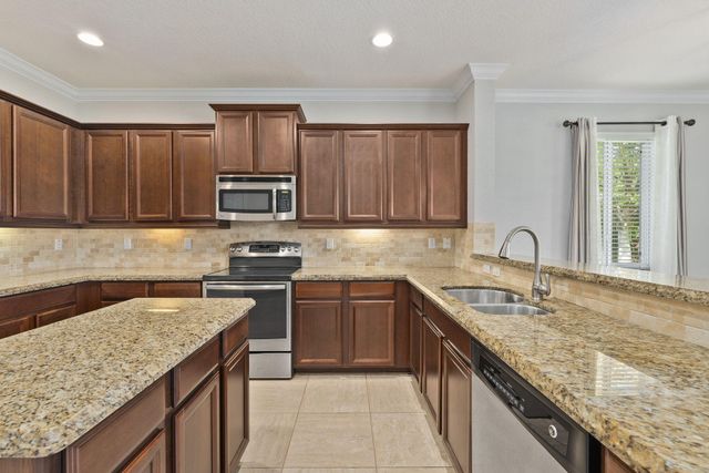 505 NW Windflower Terrace, Jensen Beach, FL 34957