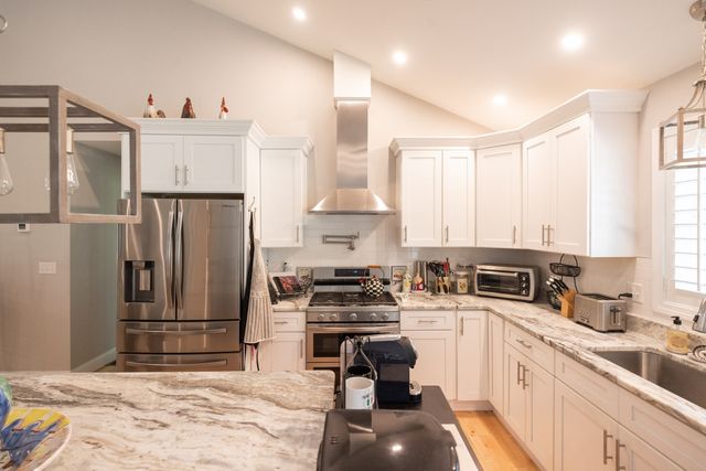 17 Harwood Farm Road, Southbridge, MA 01550