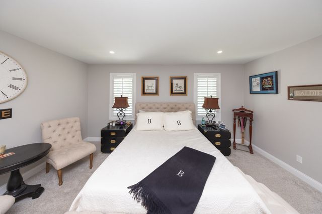 17 Harwood Farm Road, Southbridge, MA 01550