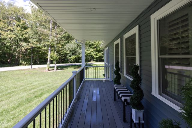 17 Harwood Farm Road, Southbridge, MA 01550