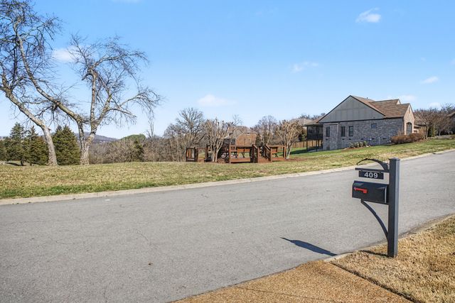 409 Secret Mountain Pass, Nolensville, TN 37135