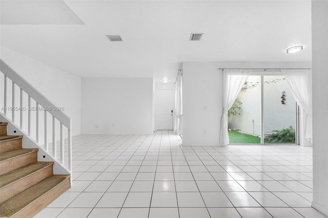 1120 Cliffrose Street, Hollywood, FL 33019