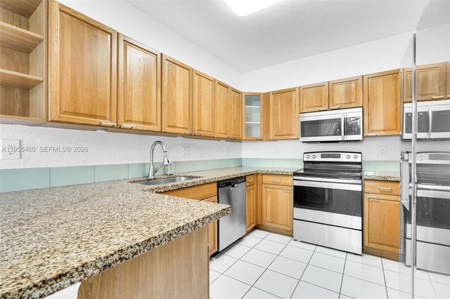 1120 Cliffrose Street, Hollywood, FL 33019