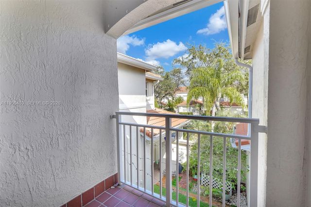 1120 Cliffrose Street, Hollywood, FL 33019