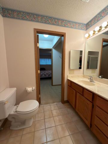 5365 Pond View Drive, Westerville, OH 43081
