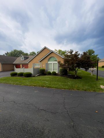 5365 Pond View Drive, Westerville, OH 43081