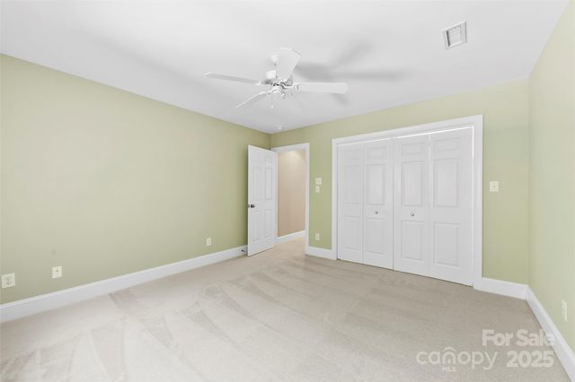 8934 Challis Hill Lane, Charlotte, NC 28226