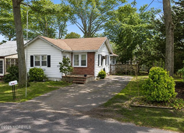 107 Martin Road, Toms River, NJ 08753