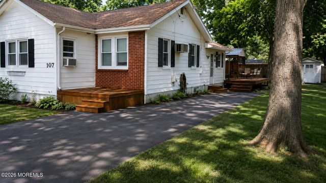 107 Martin Road, Toms River, NJ 08753