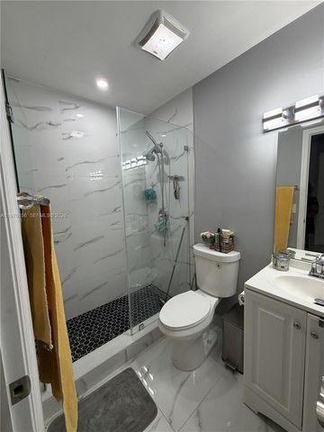 8408 NW 8th St 8408, Miami, FL 33126