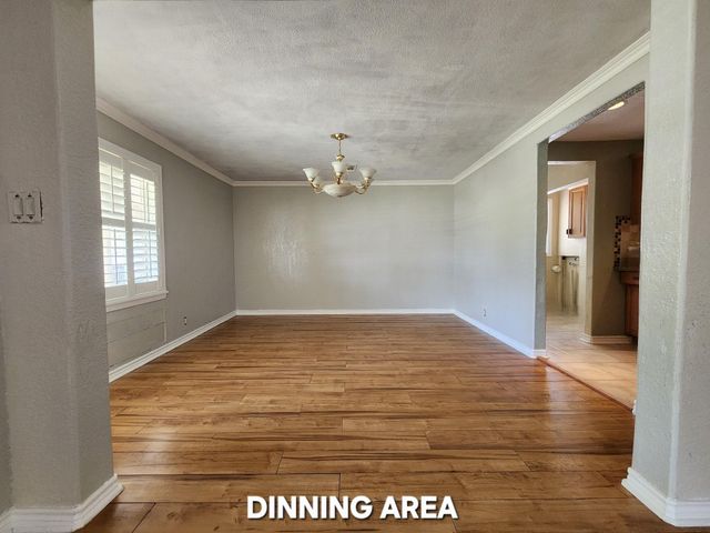 941 Magnolia Street, Lake Jackson, TX 77566