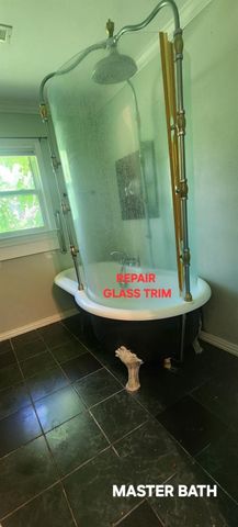 941 Magnolia Street, Lake Jackson, TX 77566