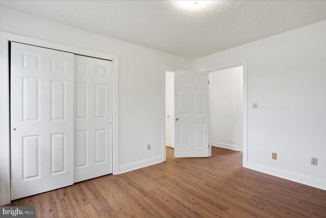 2447 HEADQUARTERS RD, Edinburg, VA 22824