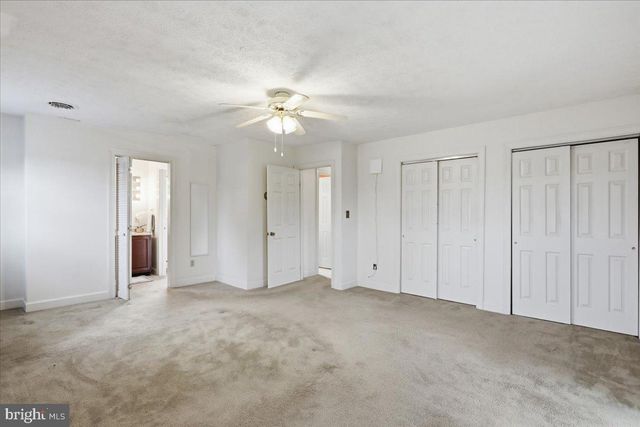 2447 HEADQUARTERS RD, Edinburg, VA 22824