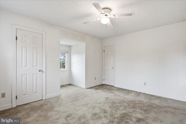 2447 HEADQUARTERS RD, Edinburg, VA 22824