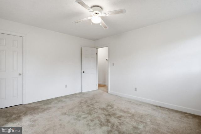2447 HEADQUARTERS RD, Edinburg, VA 22824