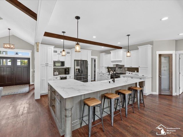 5420 Summerfield Road, Petersburg, MI 49270
