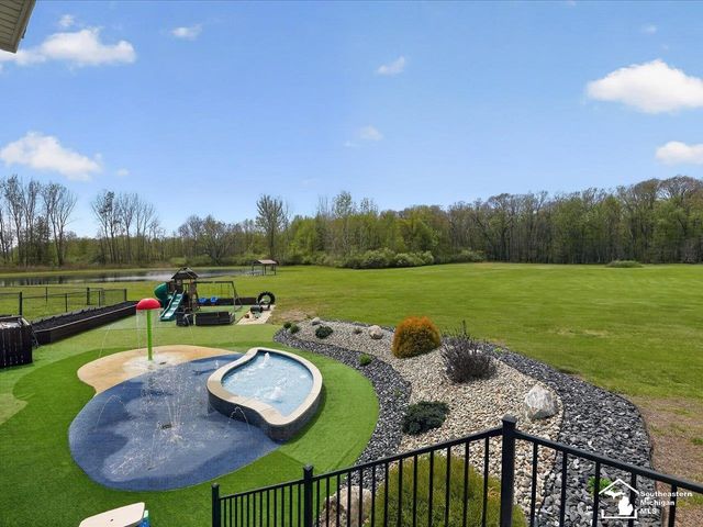 5420 Summerfield Road, Petersburg, MI 49270