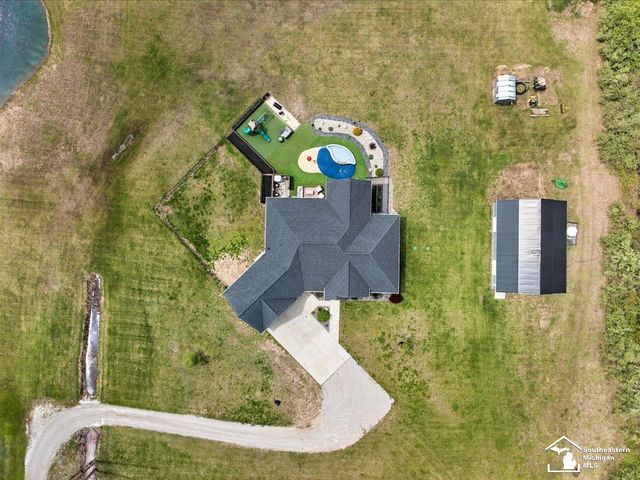 5420 Summerfield Road, Petersburg, MI 49270