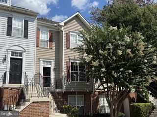 74 HARBOUR HEIGHTS DR, Annapolis, MD 21401