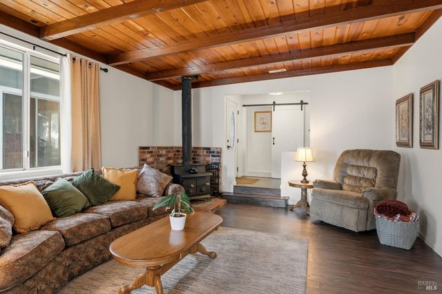 2960 Oak Crest Ave, Lucerne, CA 95458