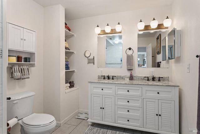 2960 Oak Crest Ave, Lucerne, CA 95458