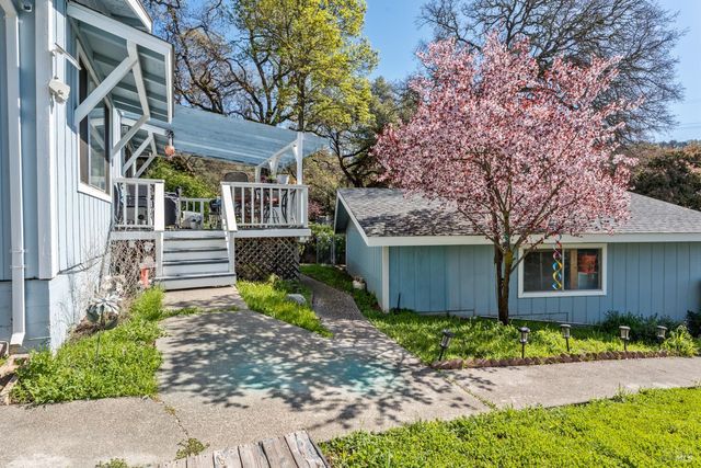 2960 Oak Crest Ave, Lucerne, CA 95458