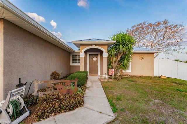 7049 Tide CIR, Labelle, FL 33935