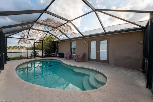7049 Tide CIR, Labelle, FL 33935