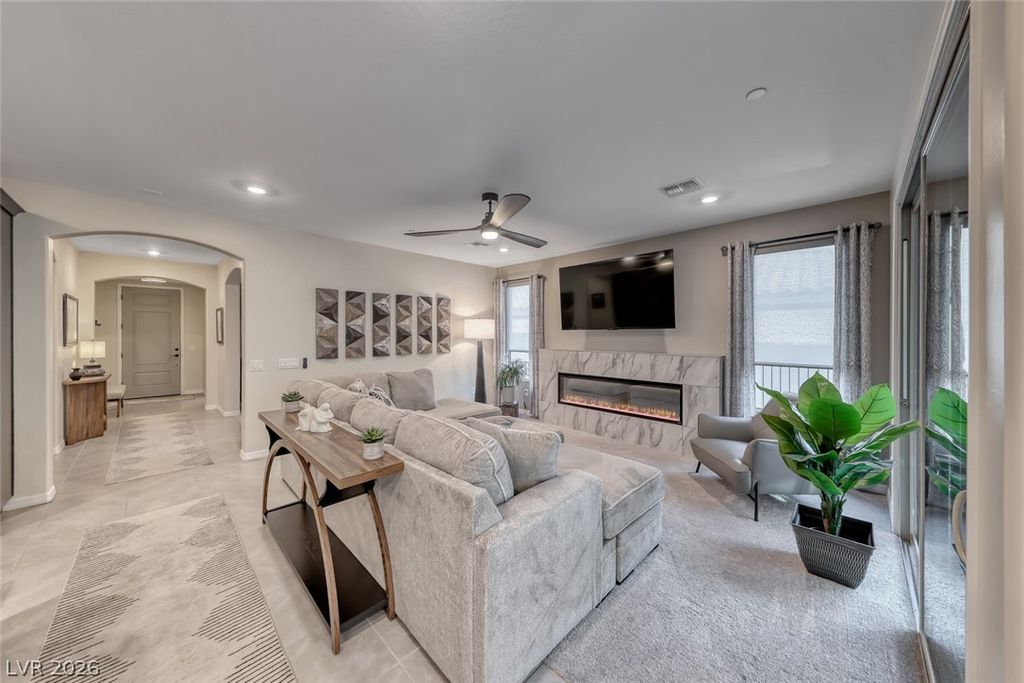 259 Sun Glaze Avenue, Henderson, NV 89011 — photo 2