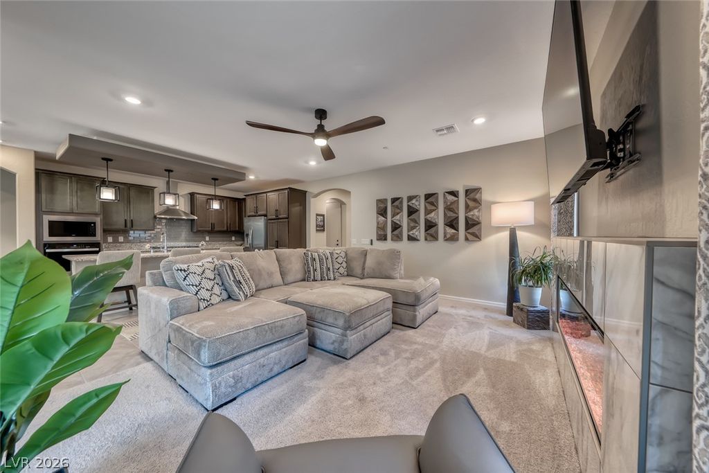 259 Sun Glaze Avenue, Henderson, NV 89011 — photo 4